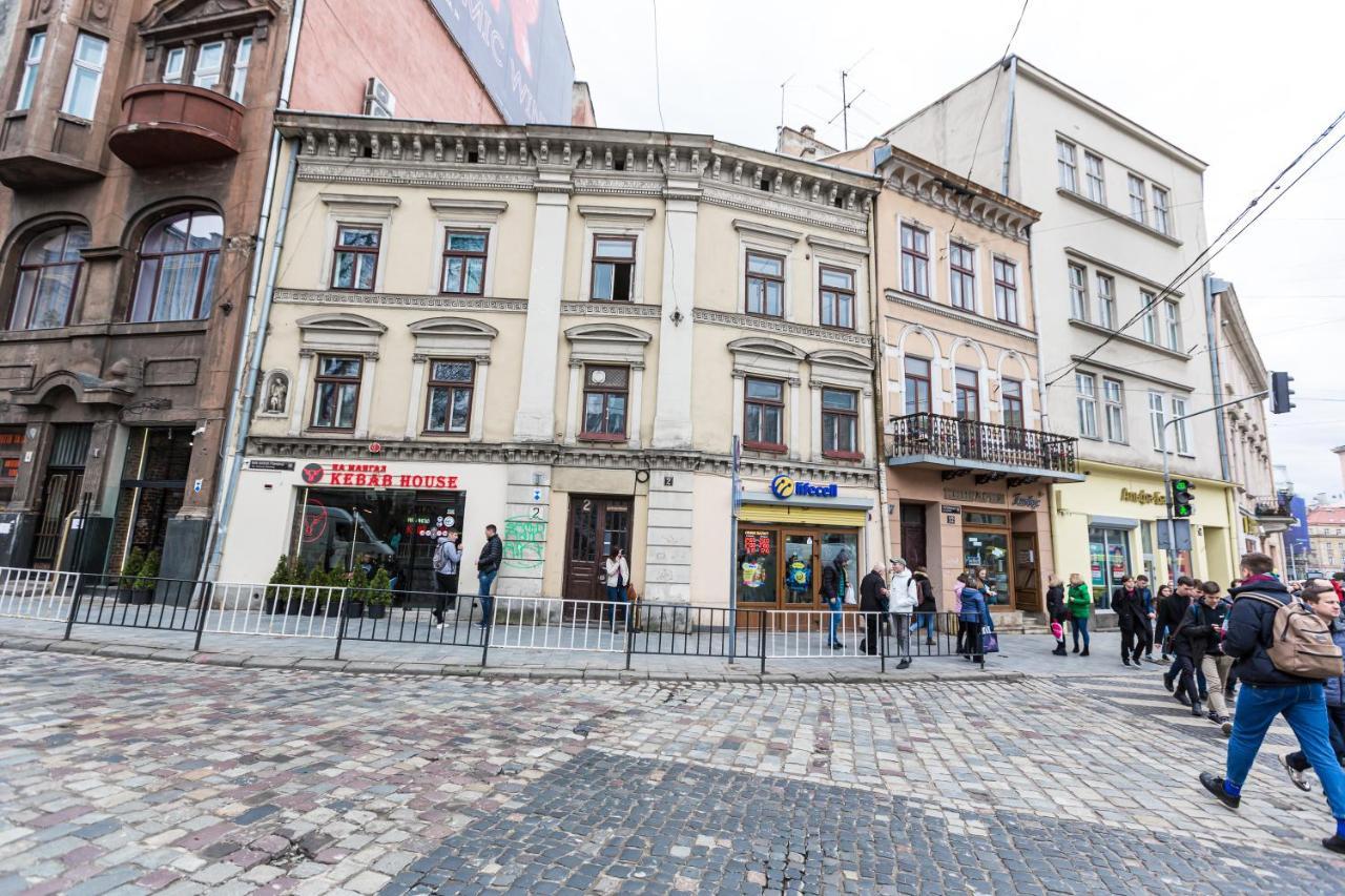 2 Kn. Romana Apartment Lviv Bagian luar foto